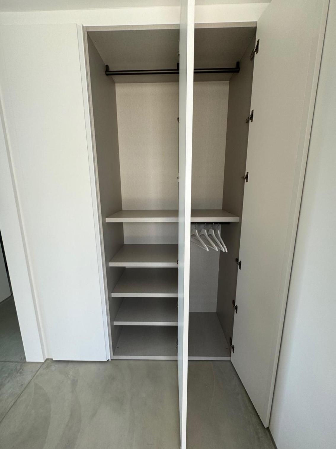 Neue Gartenwohnung mit Sicht auf den Luganersee