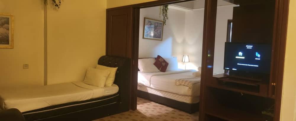 New Golden sky service suite at times square Kuala Lumpur