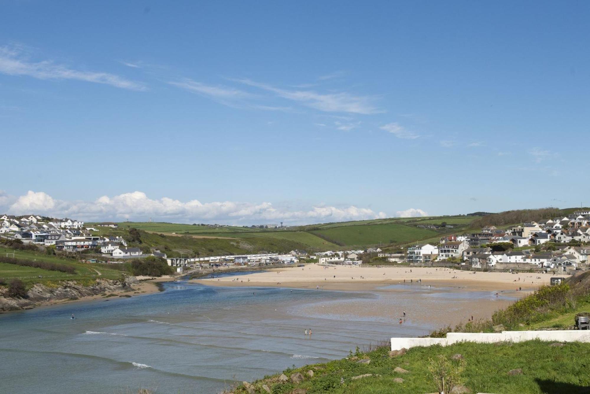 Ebbtide, Porth, Newquay view 4