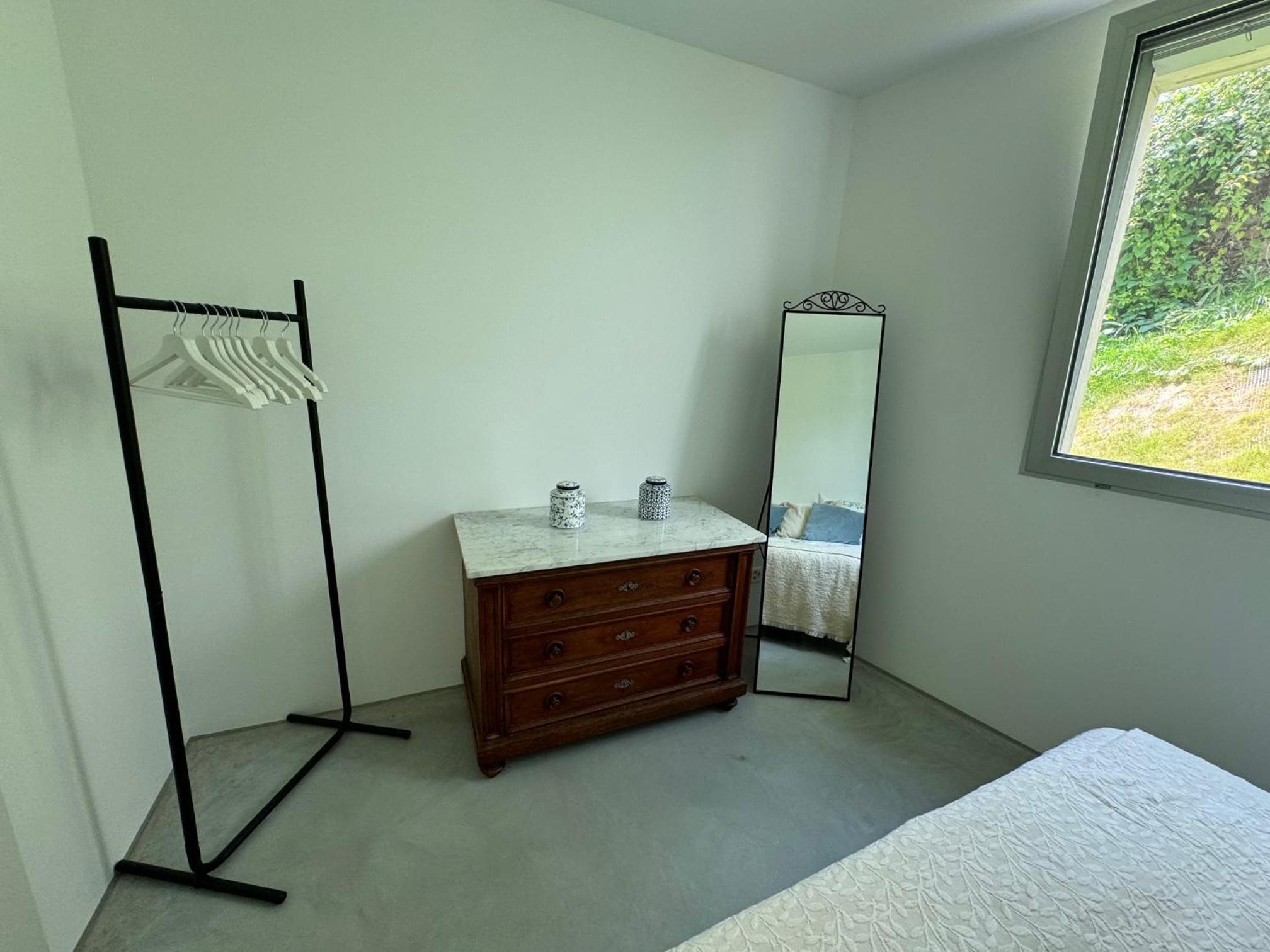 Neue Gartenwohnung mit Sicht auf den Luganersee