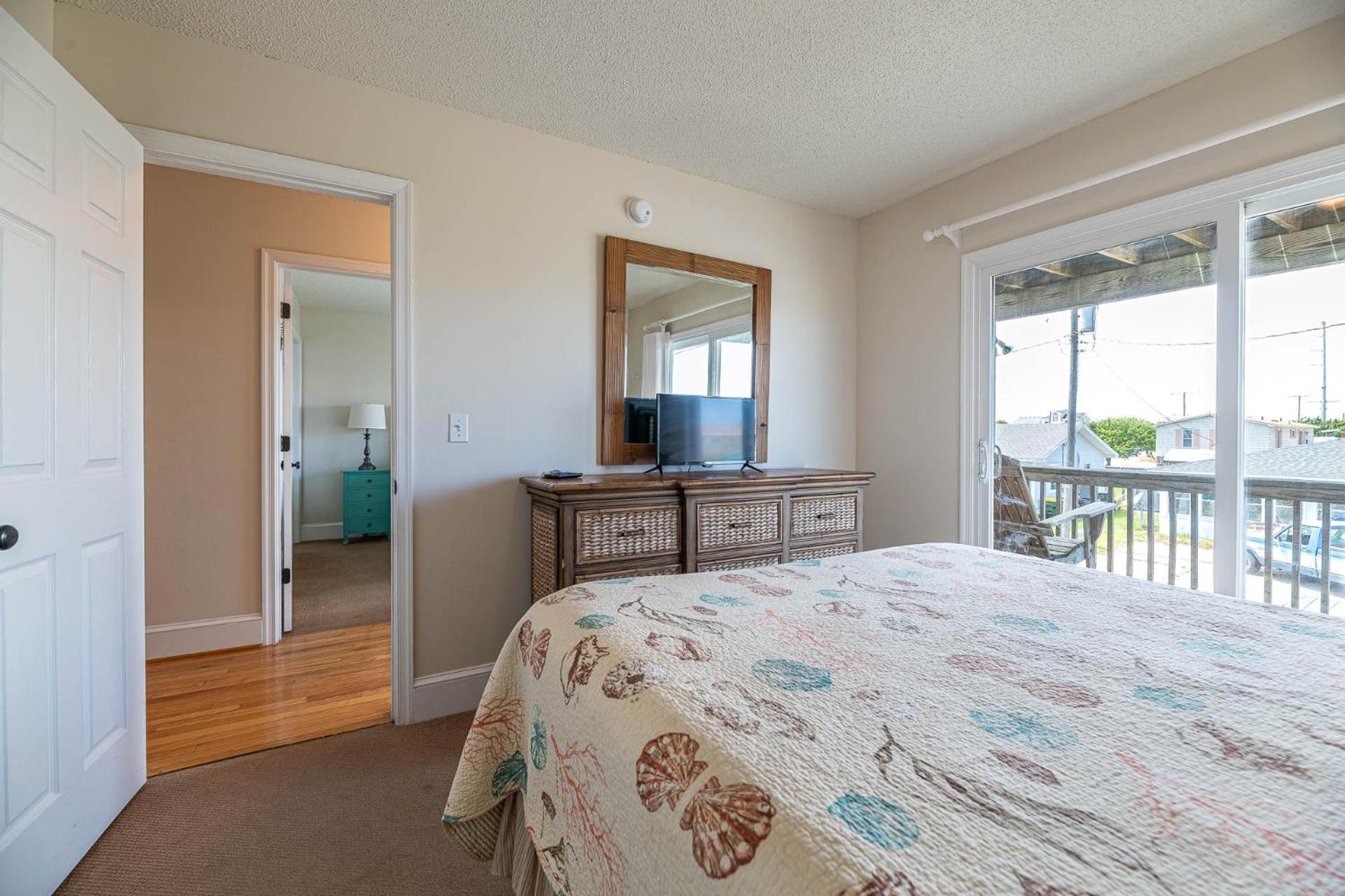 A Shore Thing - KDH MP 6, Oceanside, Beach Less than 300 Yds, Hot Tub, Pets OK, Flex Stays