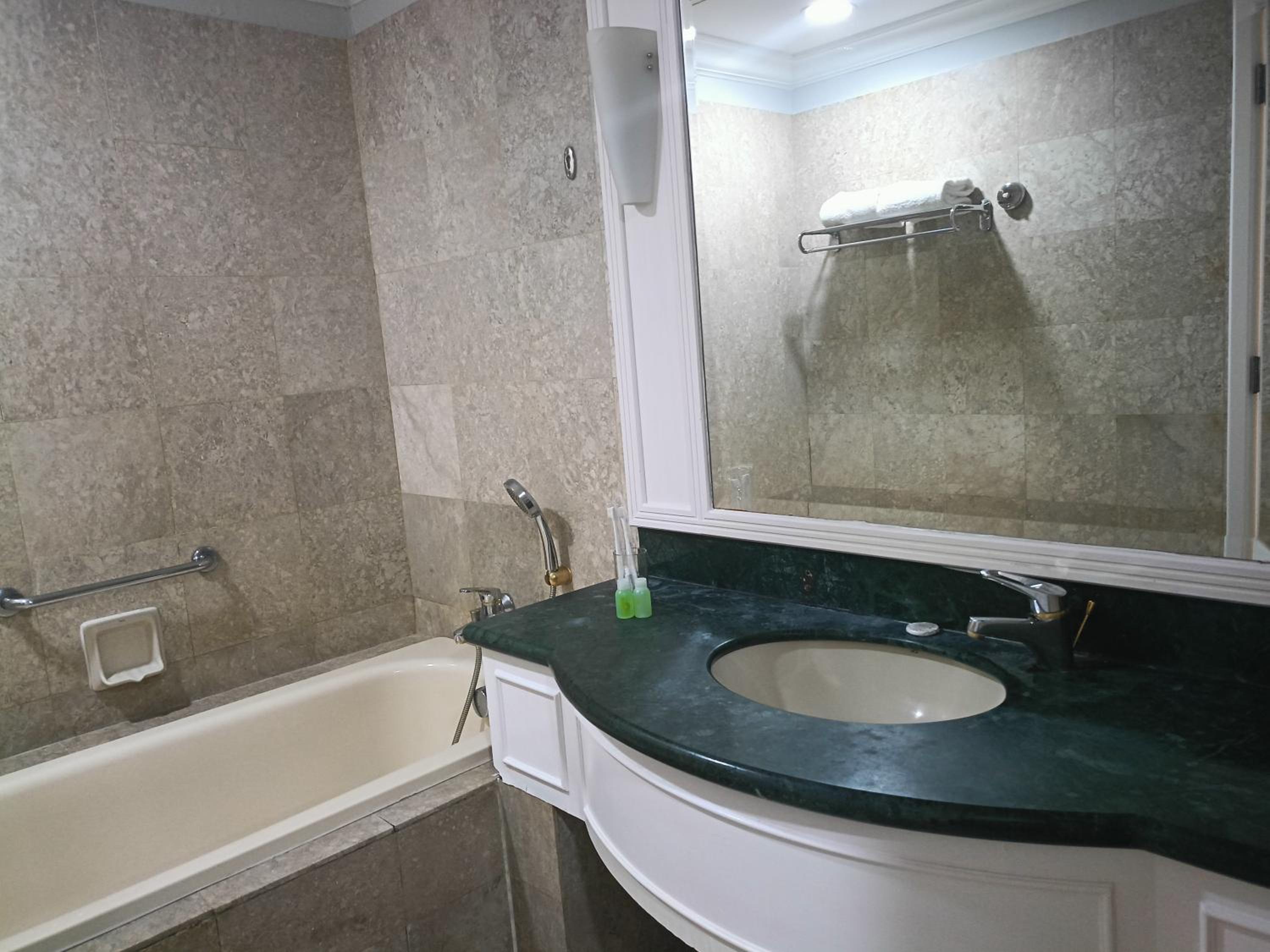 New Golden sky service suite at times square Kuala Lumpur