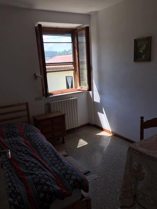 House with swimming pool in Assisi view 4