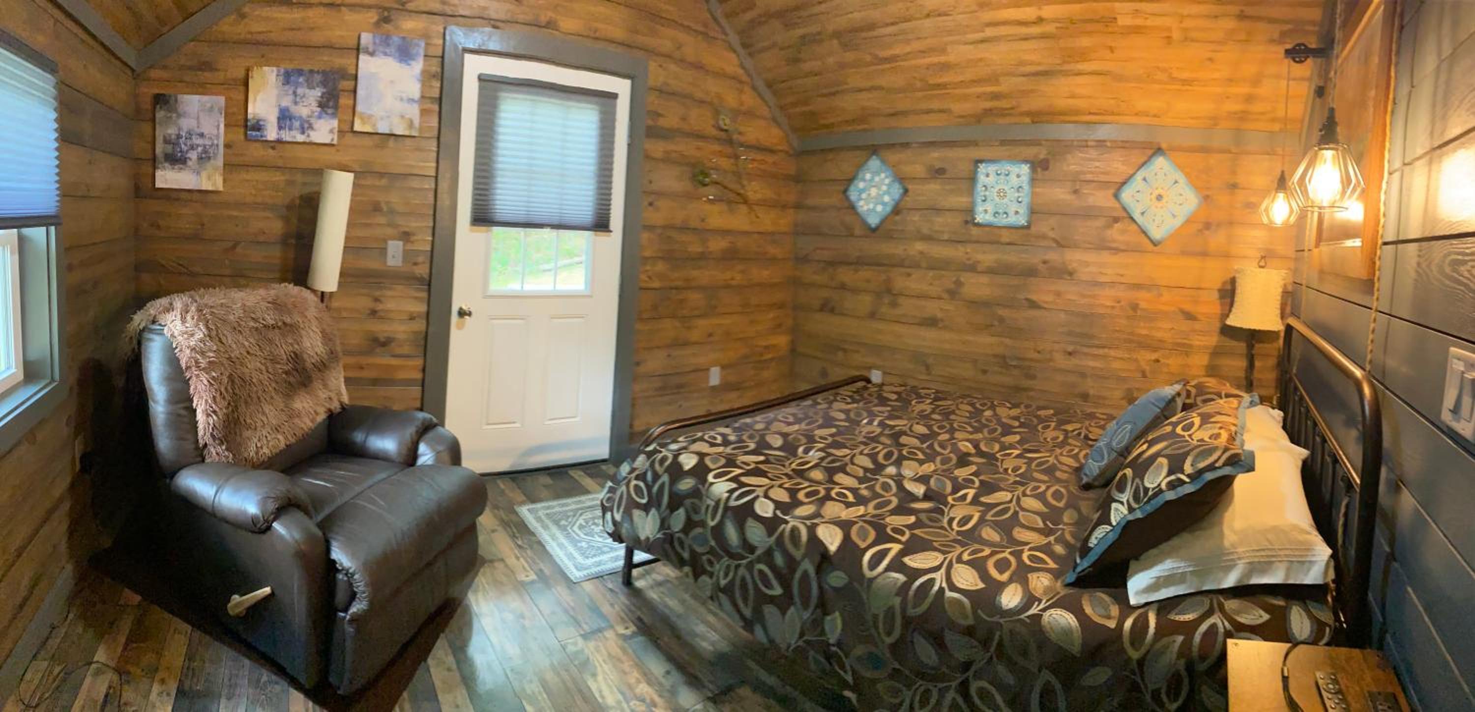 Carlton Cabin at Lake of Egypt 500 Sq Ft - Property Image 50