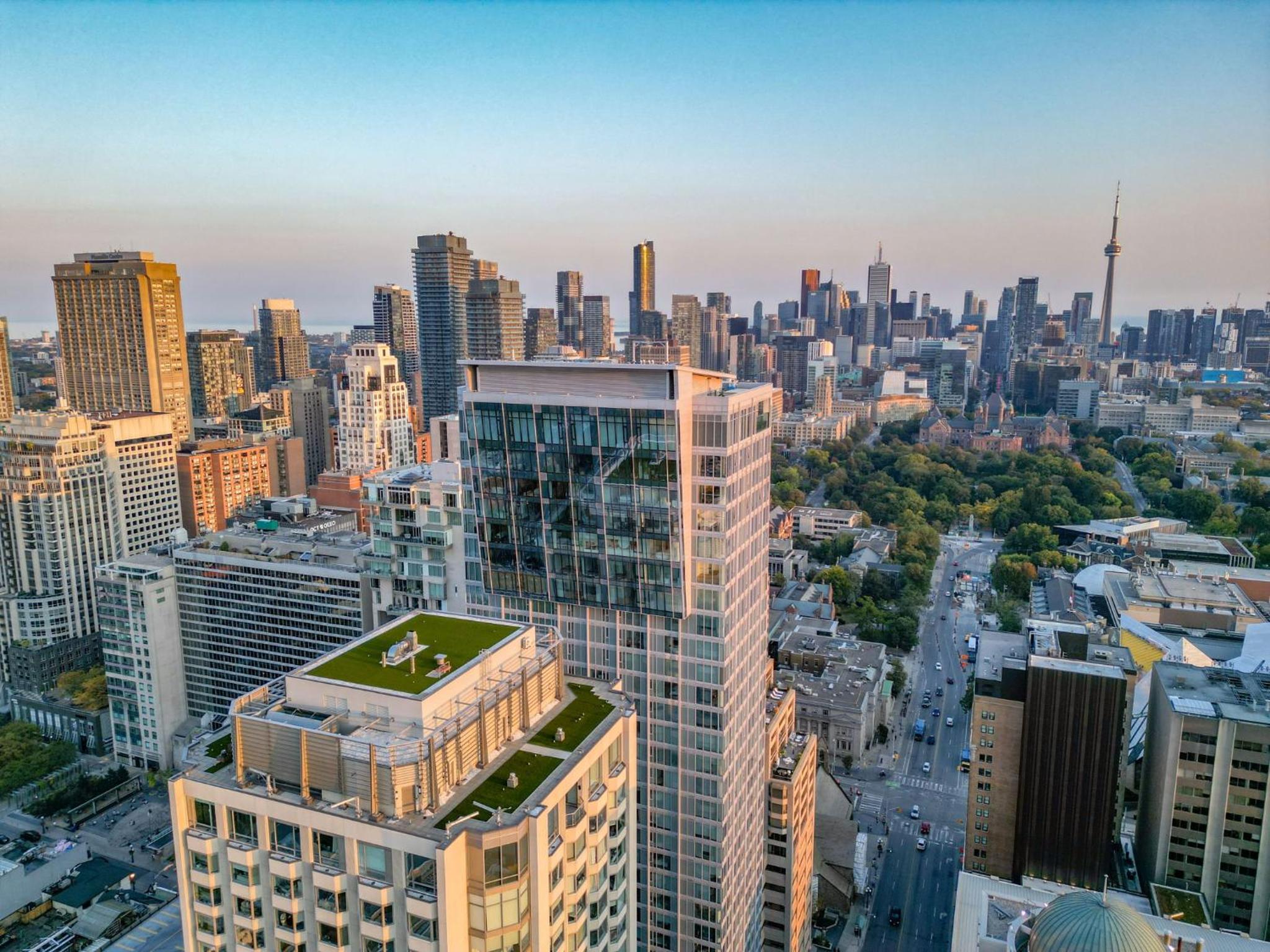 Imperial 1 Bedroom Suite steps from Park Hyatt Yorkville