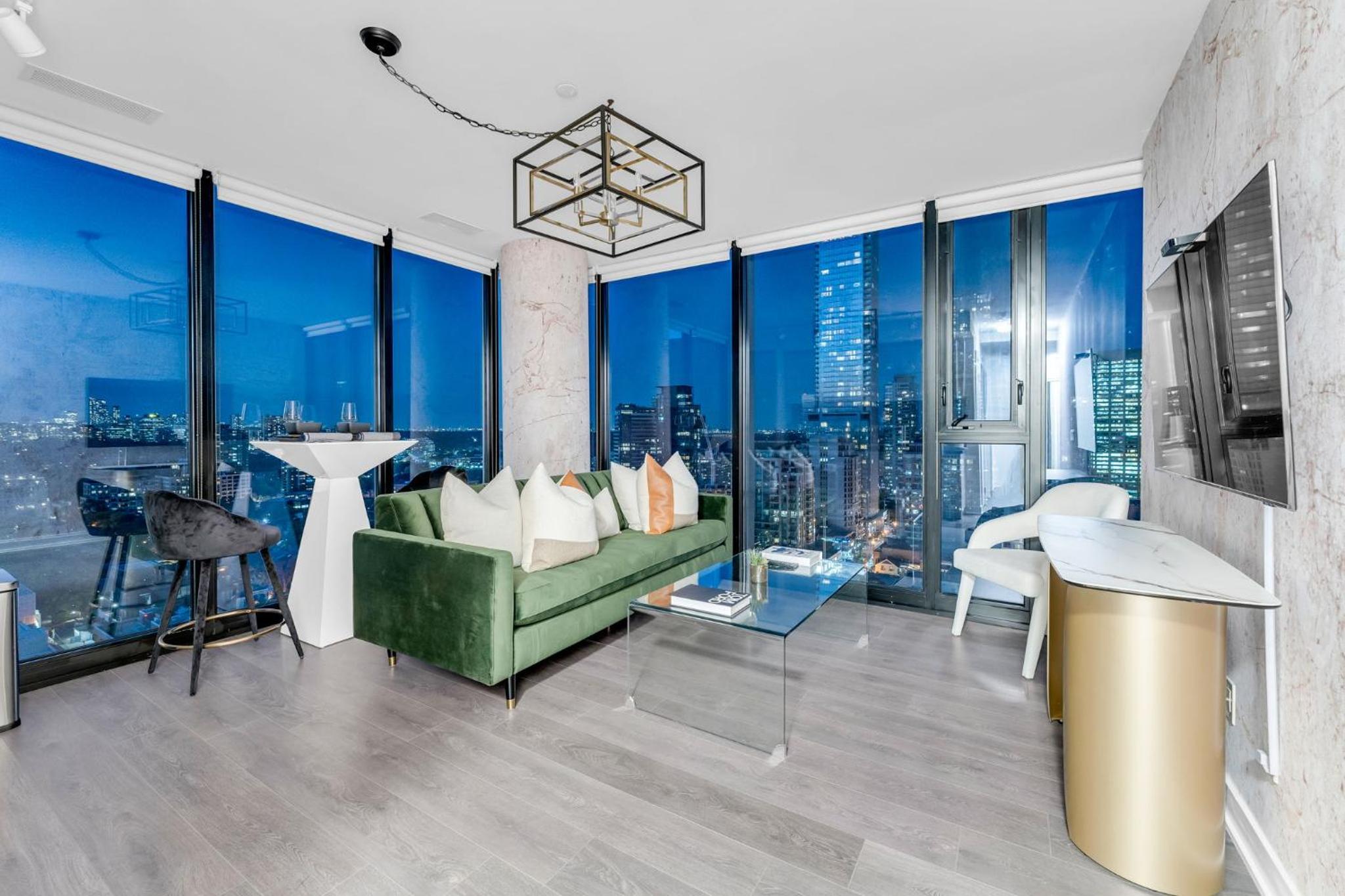 Imperial 1 Bedroom Suite steps from Park Hyatt Yorkville