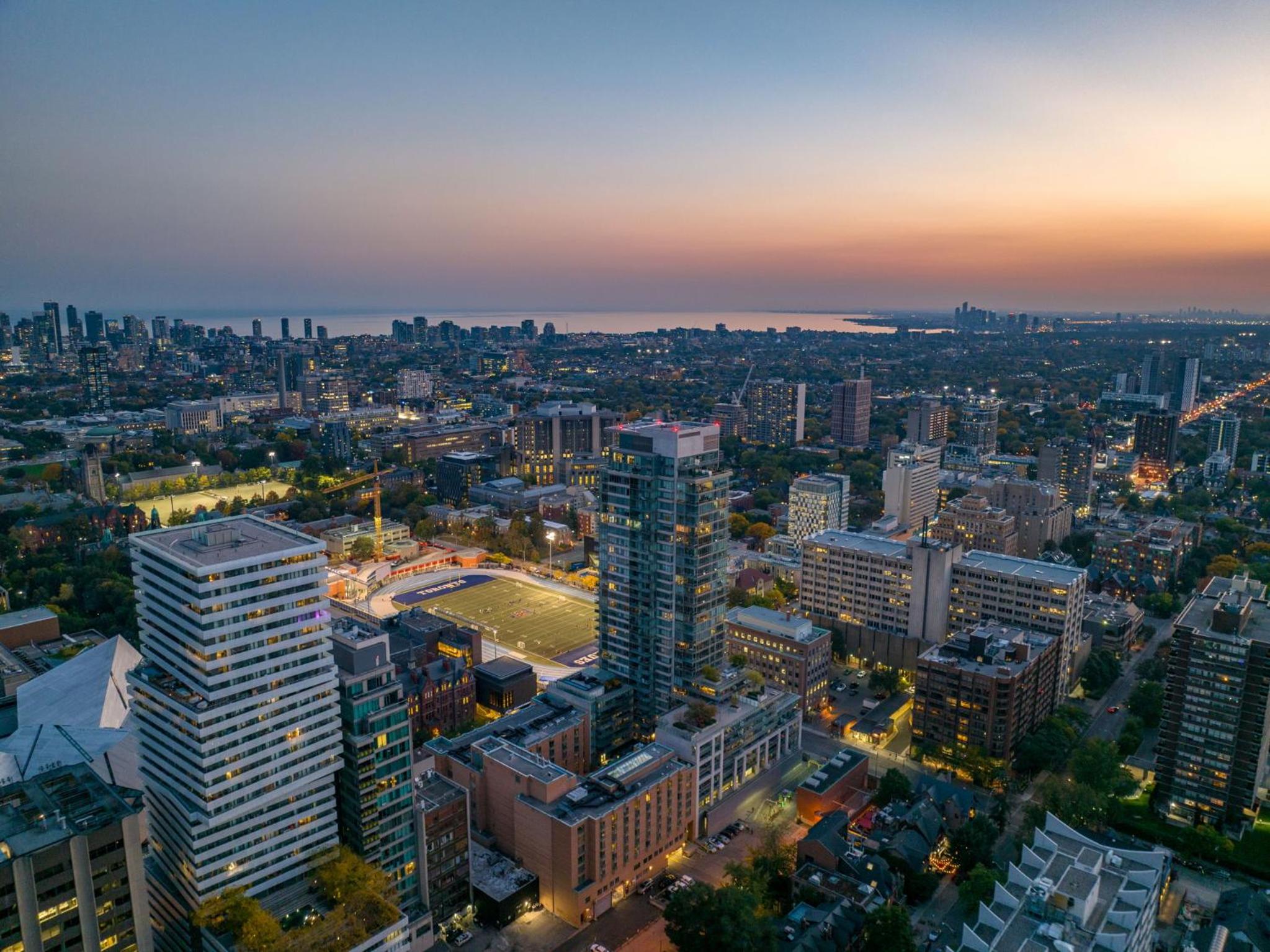 Imperial 1 Bedroom Suite steps from Park Hyatt Yorkville