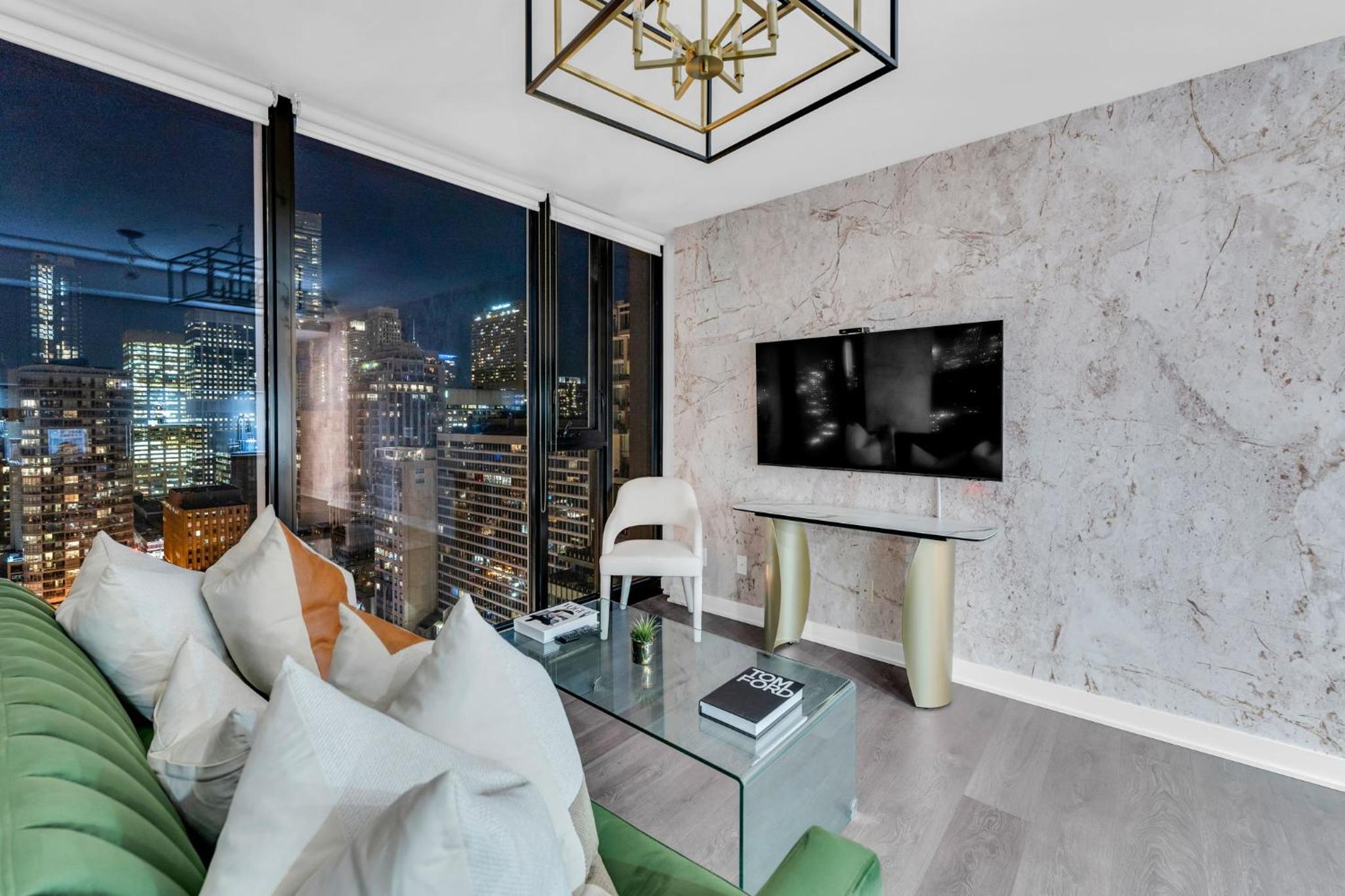 Imperial 1 Bedroom Suite steps from Park Hyatt Yorkville