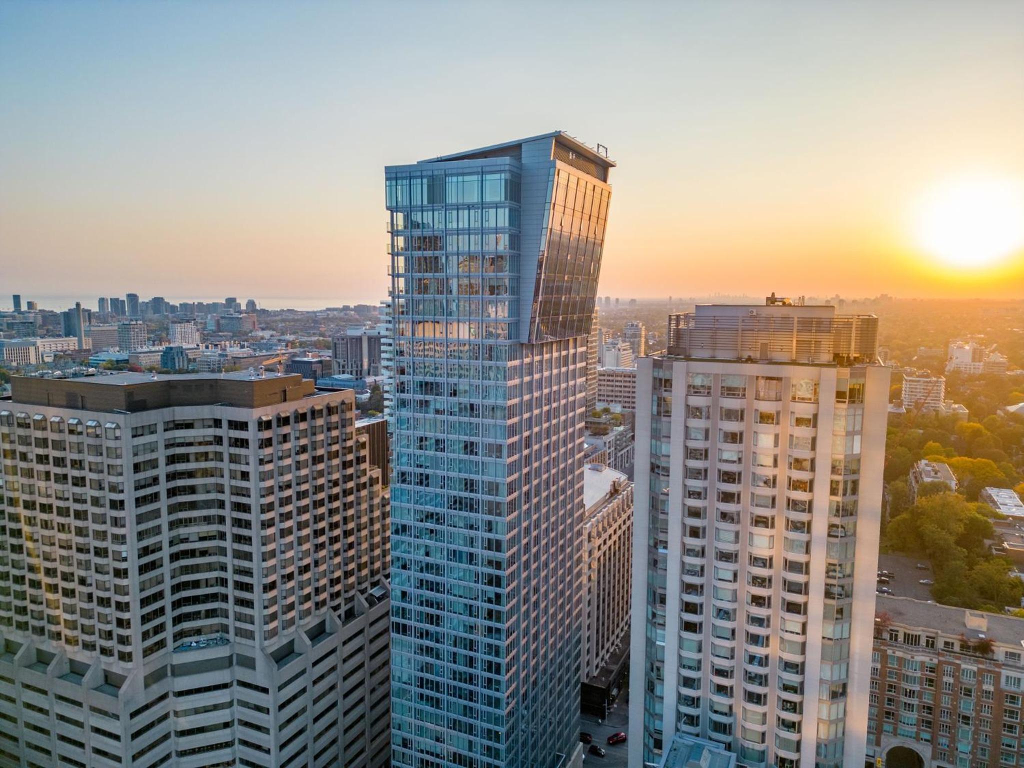 Imperial 1 Bedroom Suite steps from Park Hyatt Yorkville