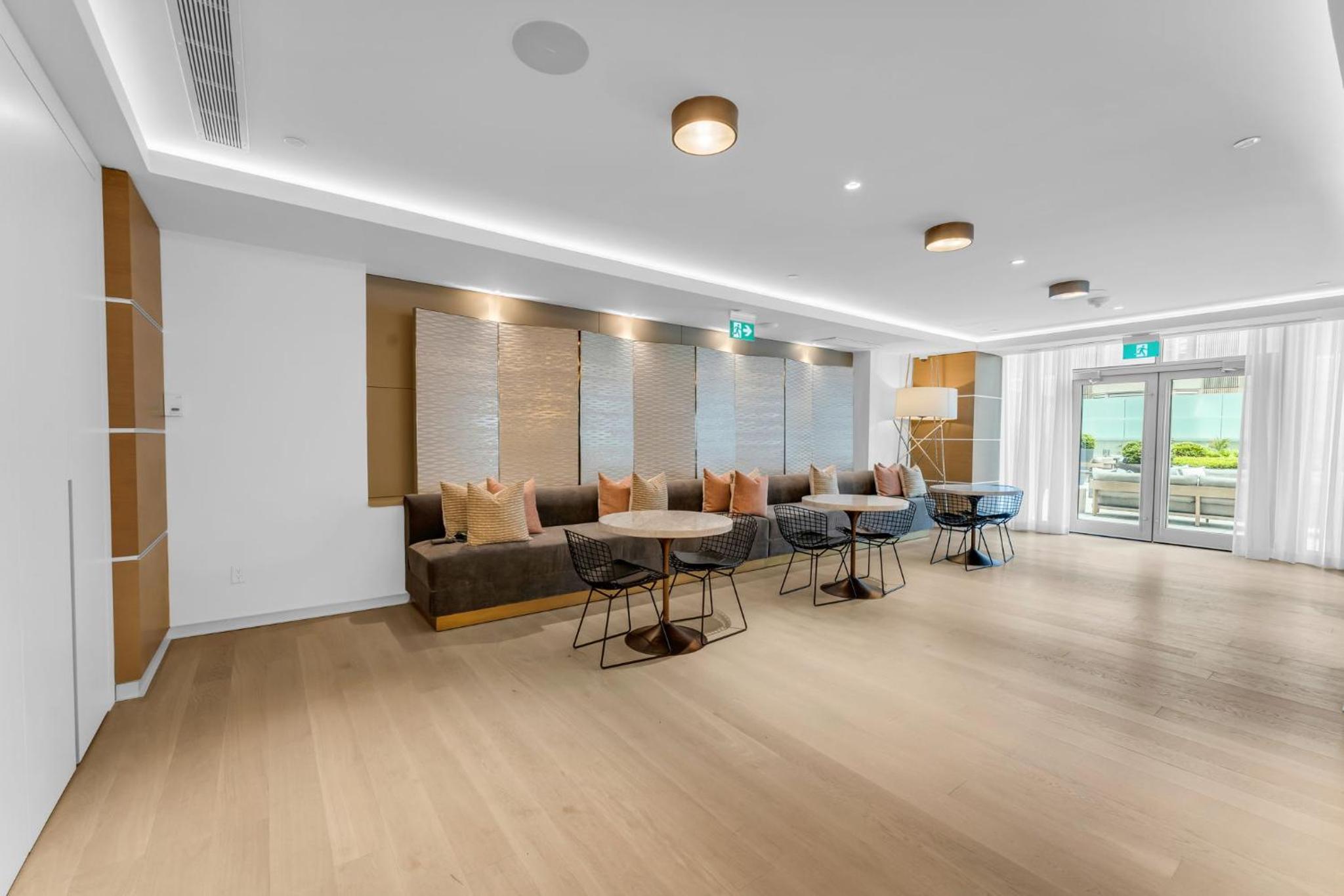 Imperial 1 Bedroom Suite steps from Park Hyatt Yorkville