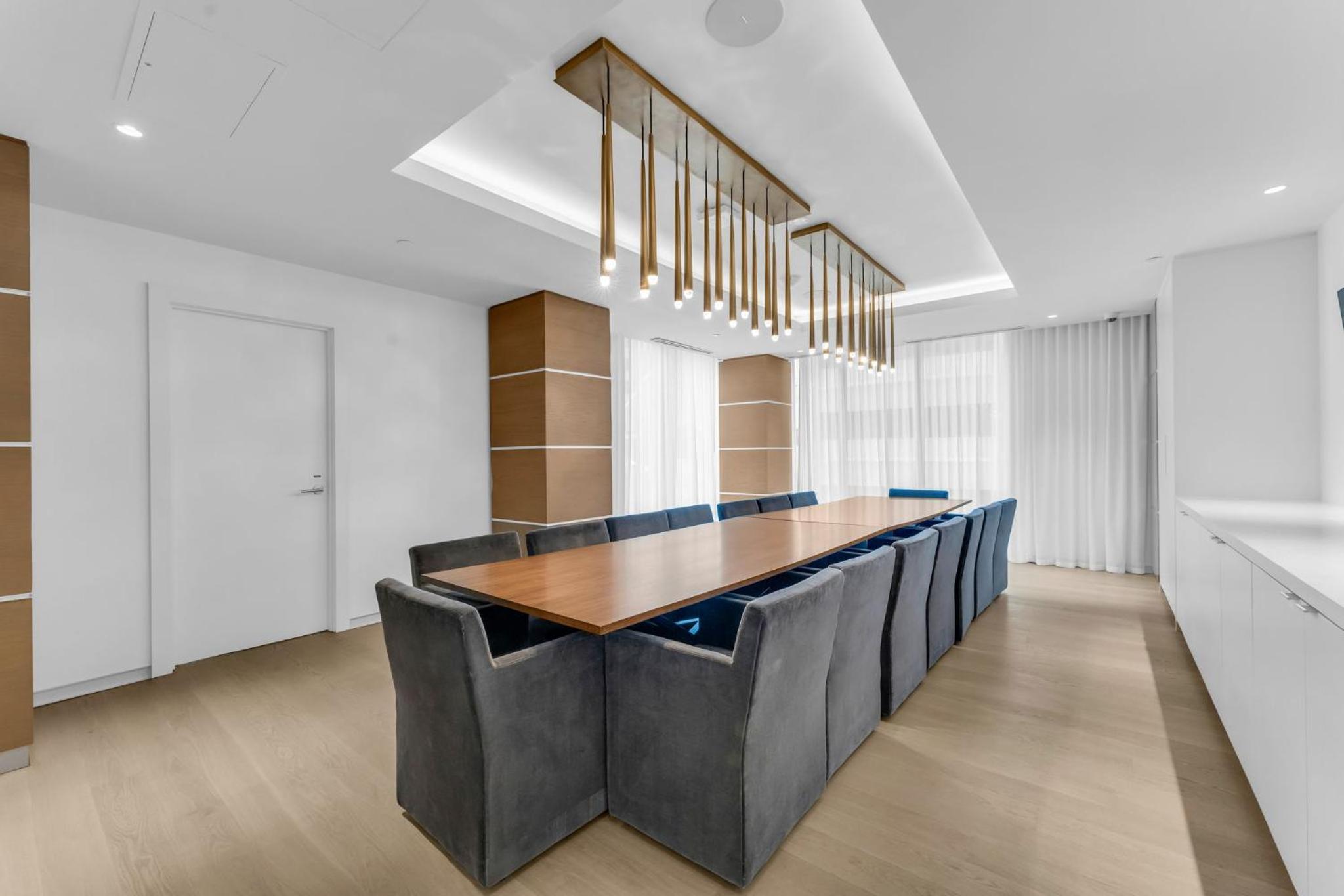 Imperial 1 Bedroom Suite steps from Park Hyatt Yorkville