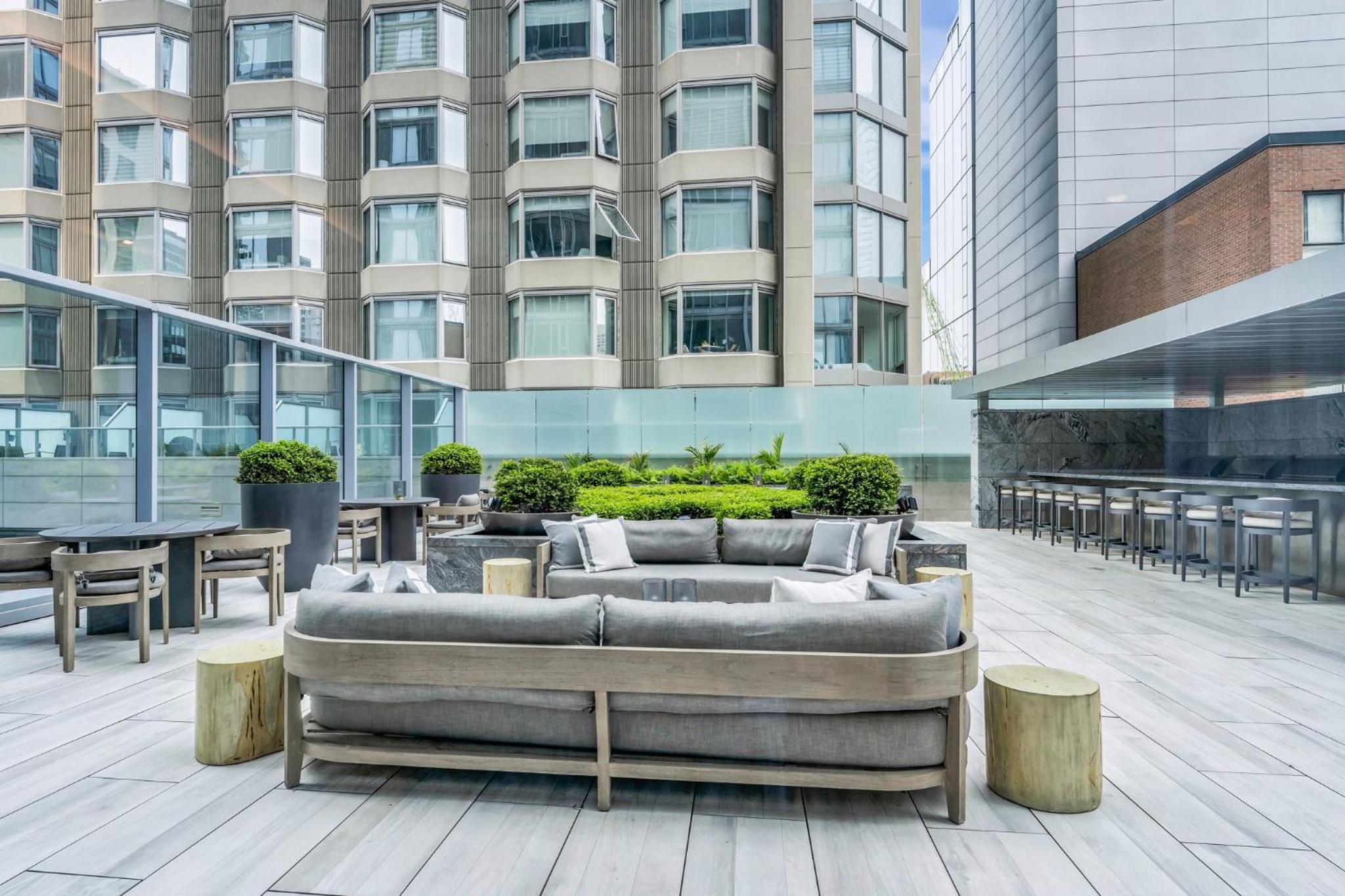 Imperial 1 Bedroom Suite steps from Park Hyatt Yorkville
