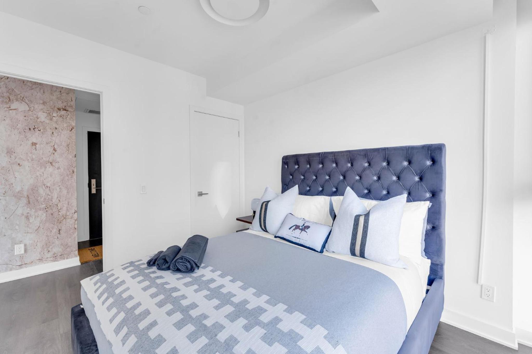 Imperial 1 Bedroom Suite steps from Park Hyatt Yorkville