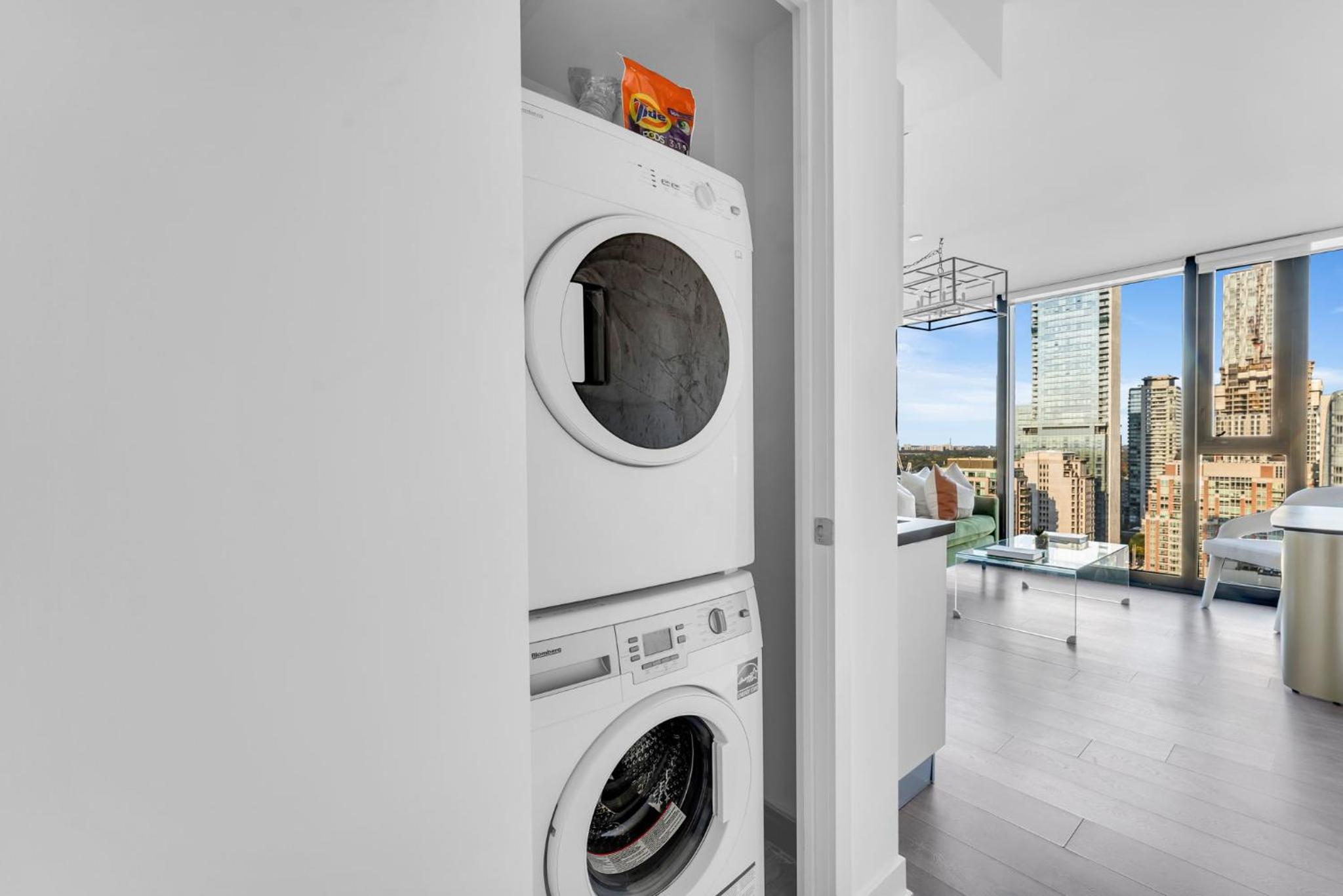 Imperial 1 Bedroom Suite steps from Park Hyatt Yorkville