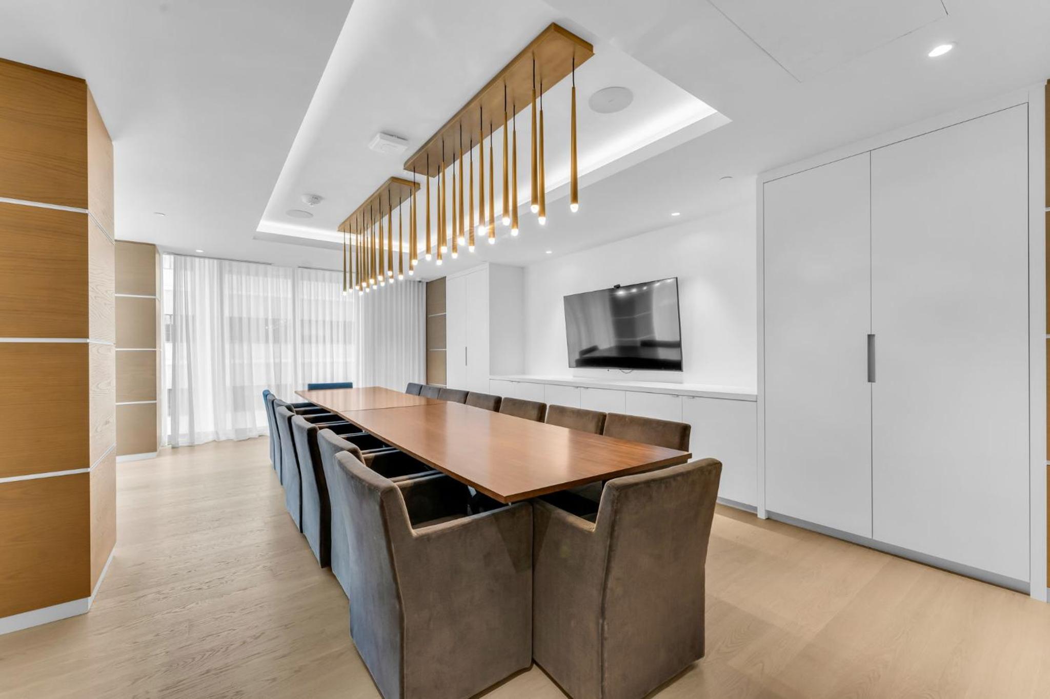 Imperial 1 Bedroom Suite steps from Park Hyatt Yorkville