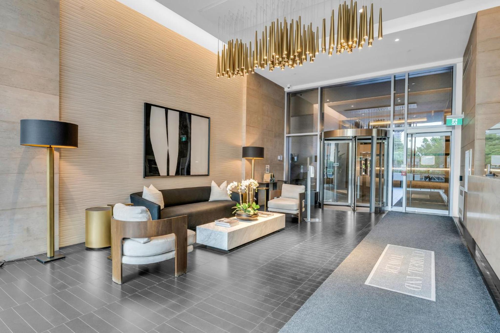 Imperial 1 Bedroom Suite steps from Park Hyatt Yorkville