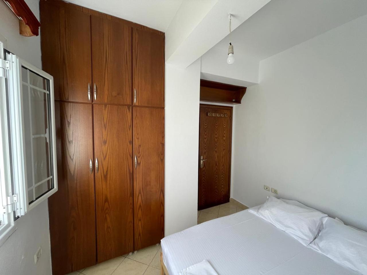 B Apartment 6