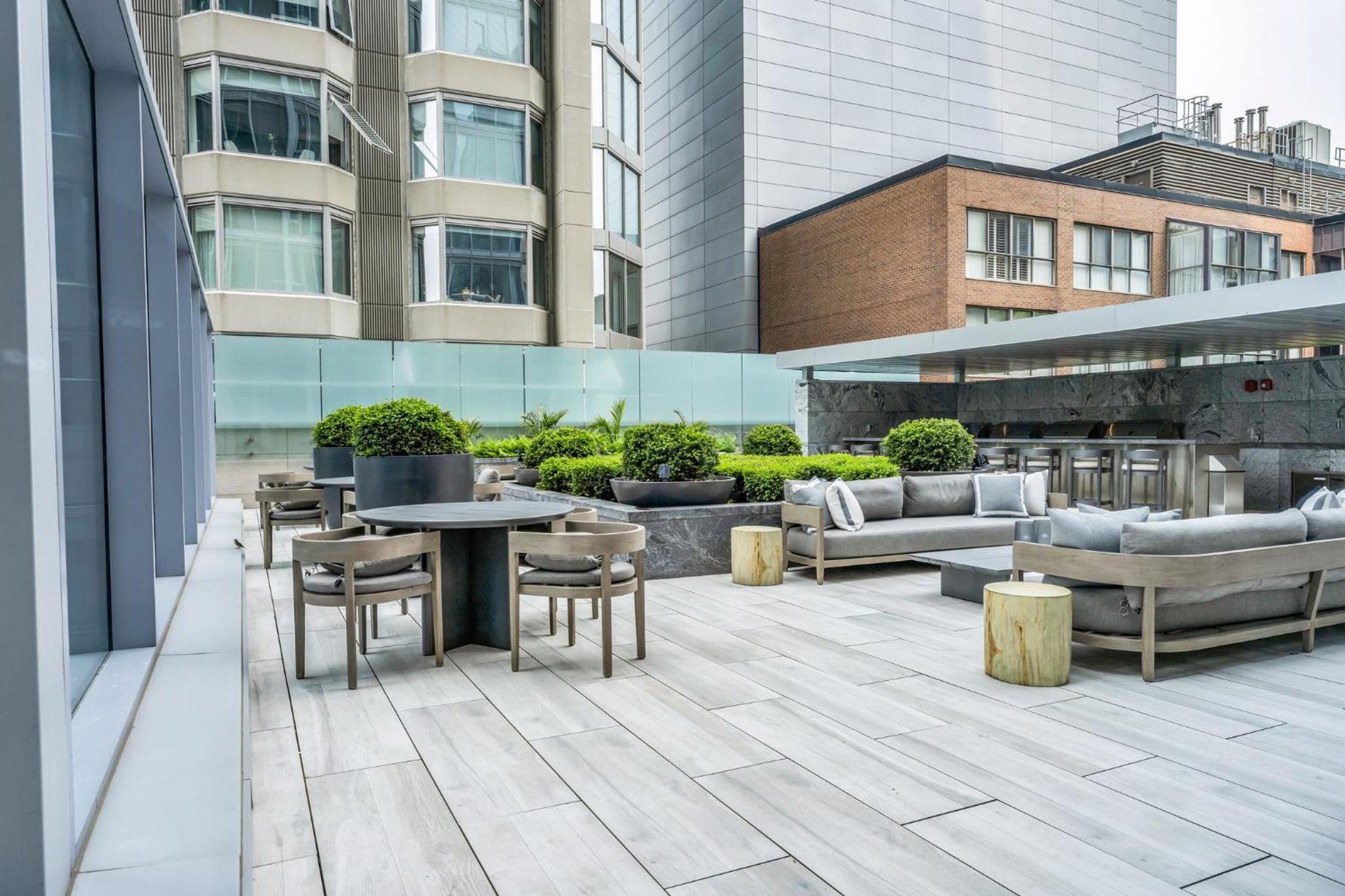 Imperial 1 Bedroom Suite steps from Park Hyatt Yorkville