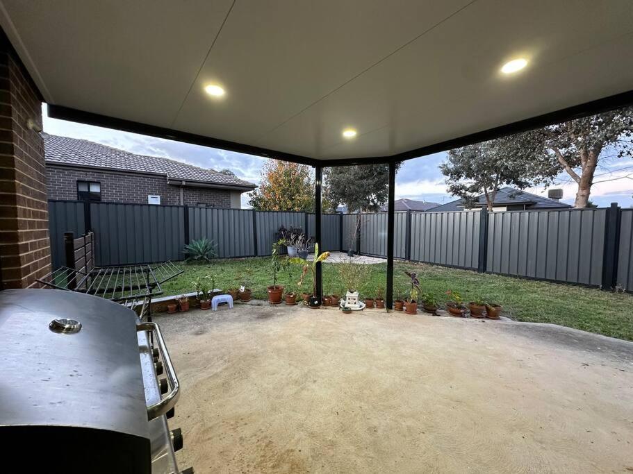 Luxurious 4 Bedroom Home in Prime Location