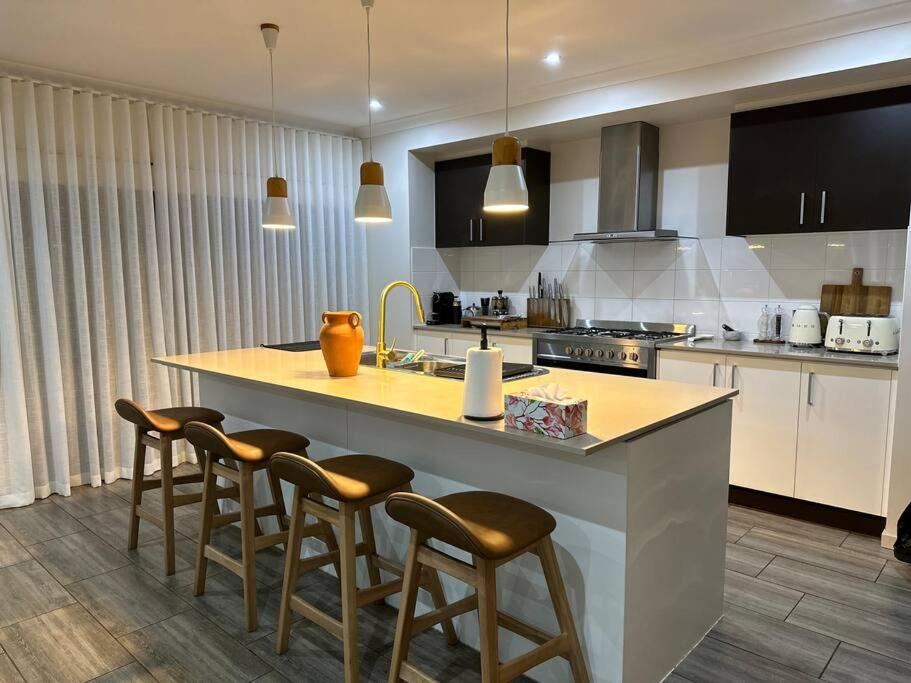 Luxurious 4 Bedroom Home in Prime Location
