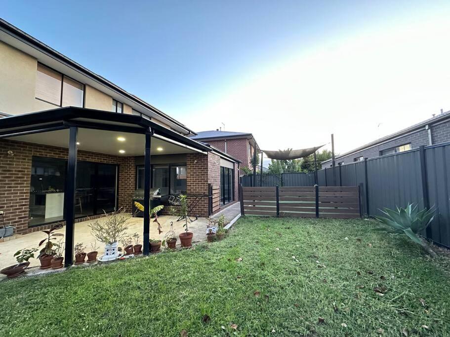 Luxurious 4 Bedroom Home in Prime Location