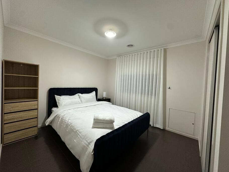 Luxurious 4 Bedroom Home in Prime Location