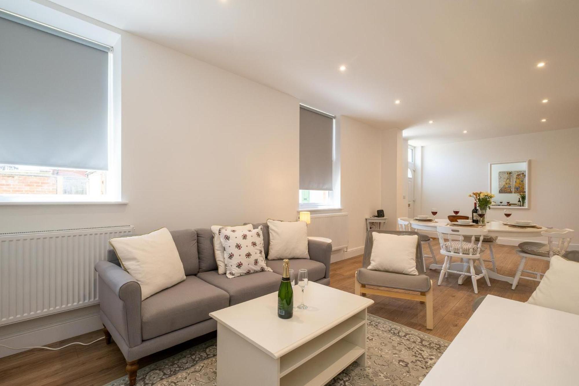 Volunteer Lodge, Leiston - Aldeburgh Coastal Cottages
