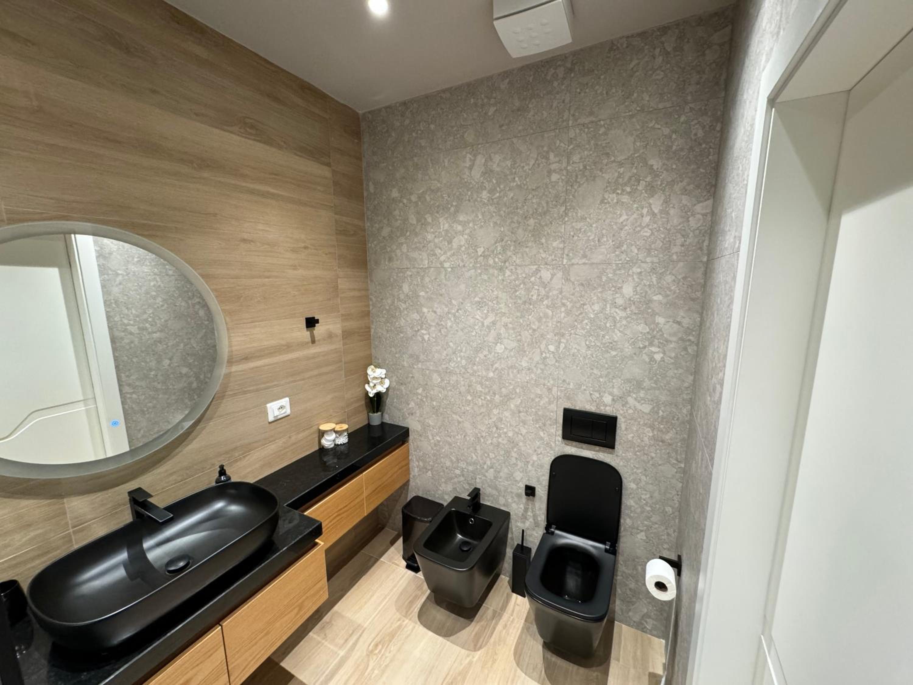 Heisol apartment