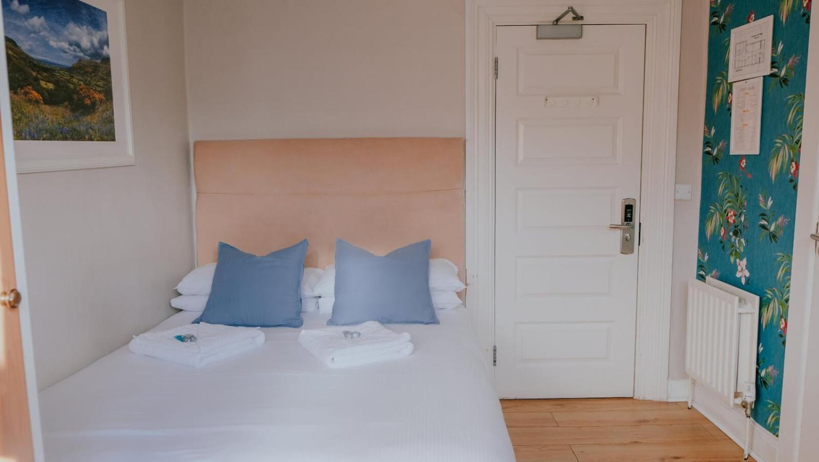 Gardiner House Hostel 64
