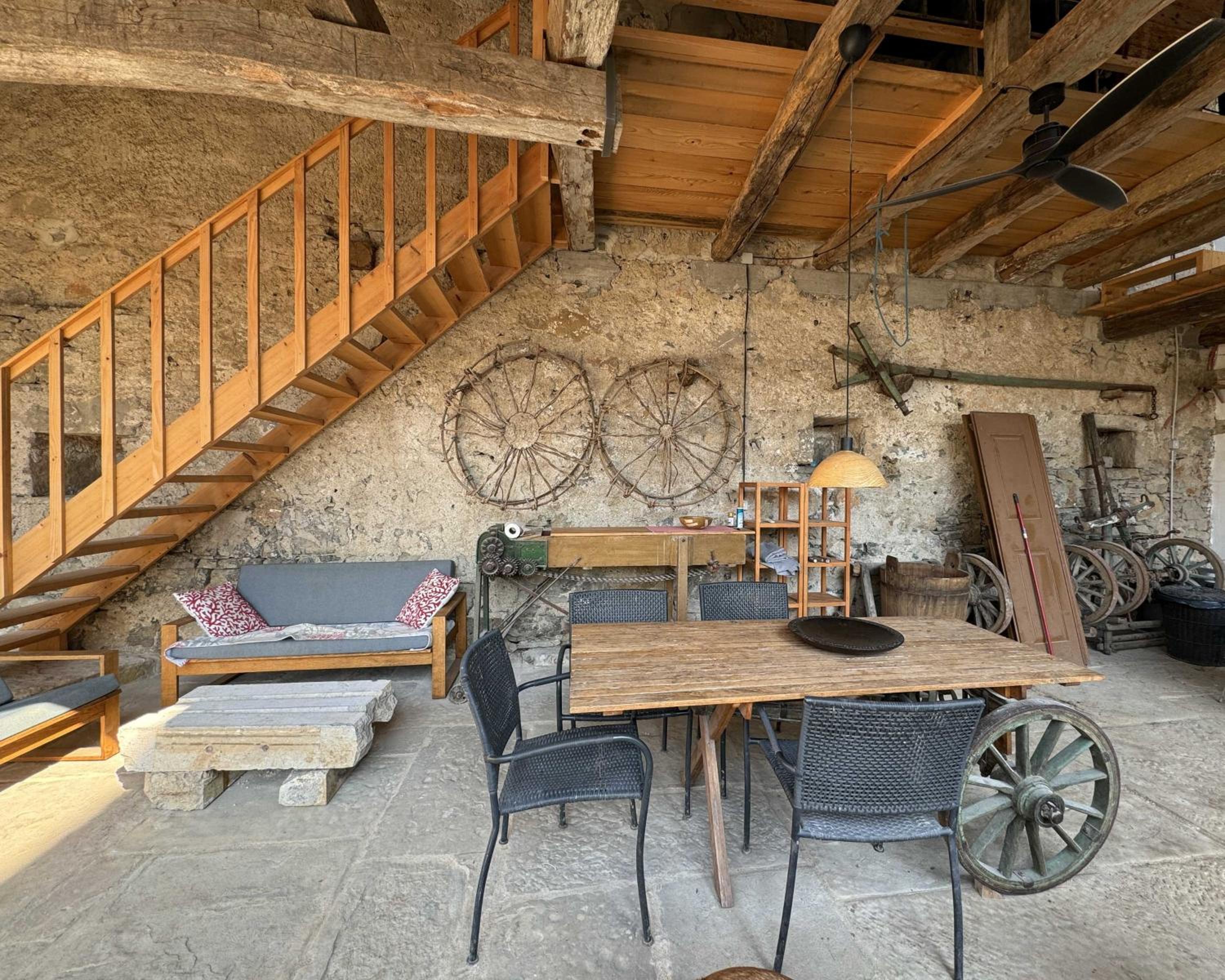 Vila Kobdilj 1835 - Unique Stay in Karst Stone Villa