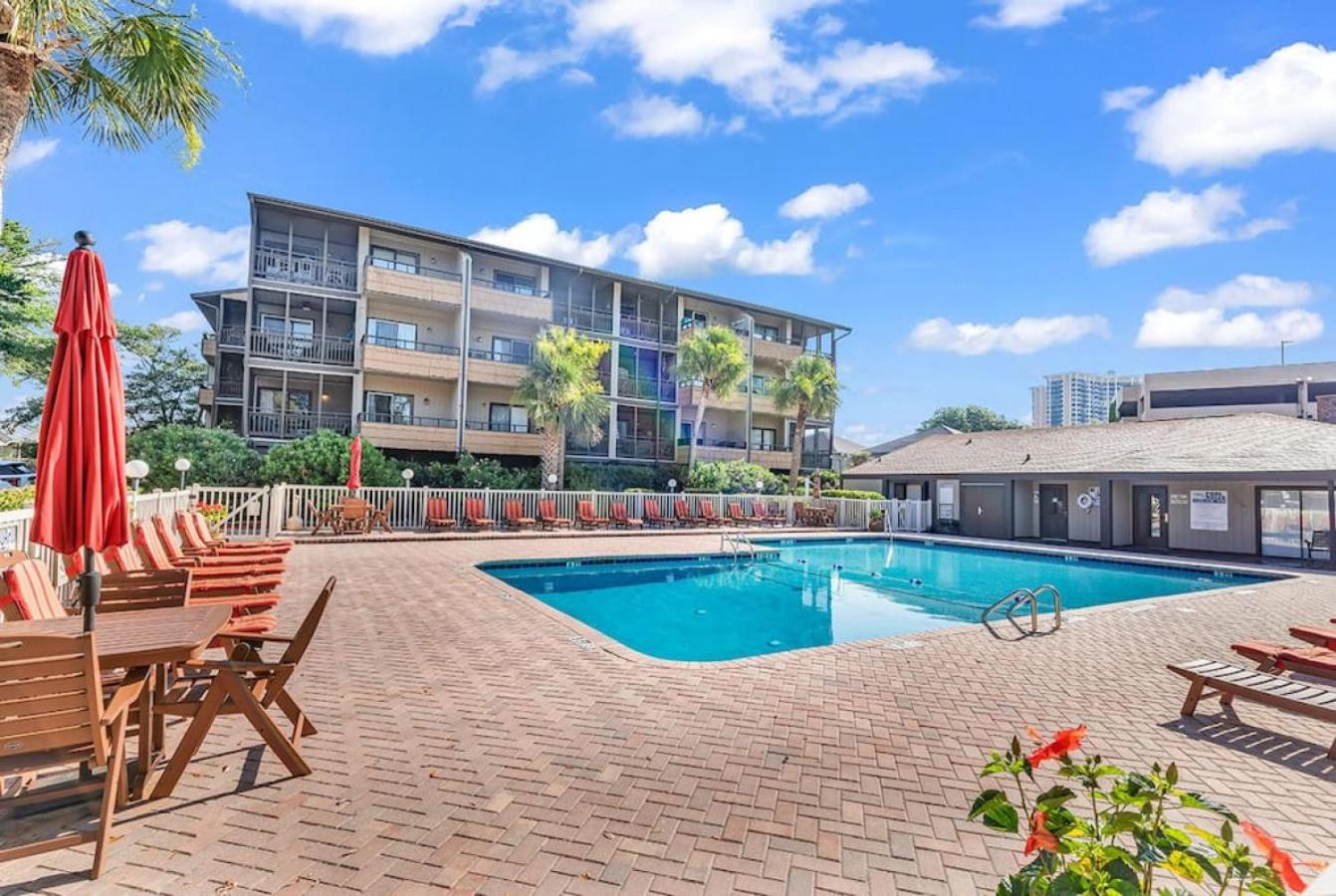 Mariners Cove w Water Views Near Beach 3 Beds