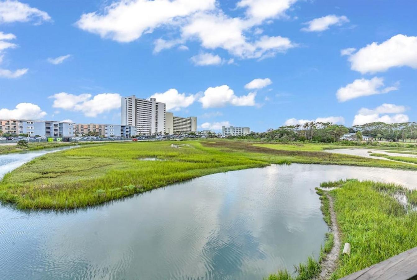 Mariners Cove w Water Views Near Beach 3 Beds