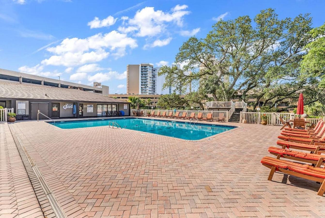 Mariners Cove w Water Views Near Beach 3 Beds