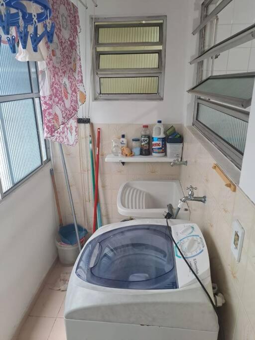 Apartamento 200m da Praia Grande e 200m da Praia Tenório