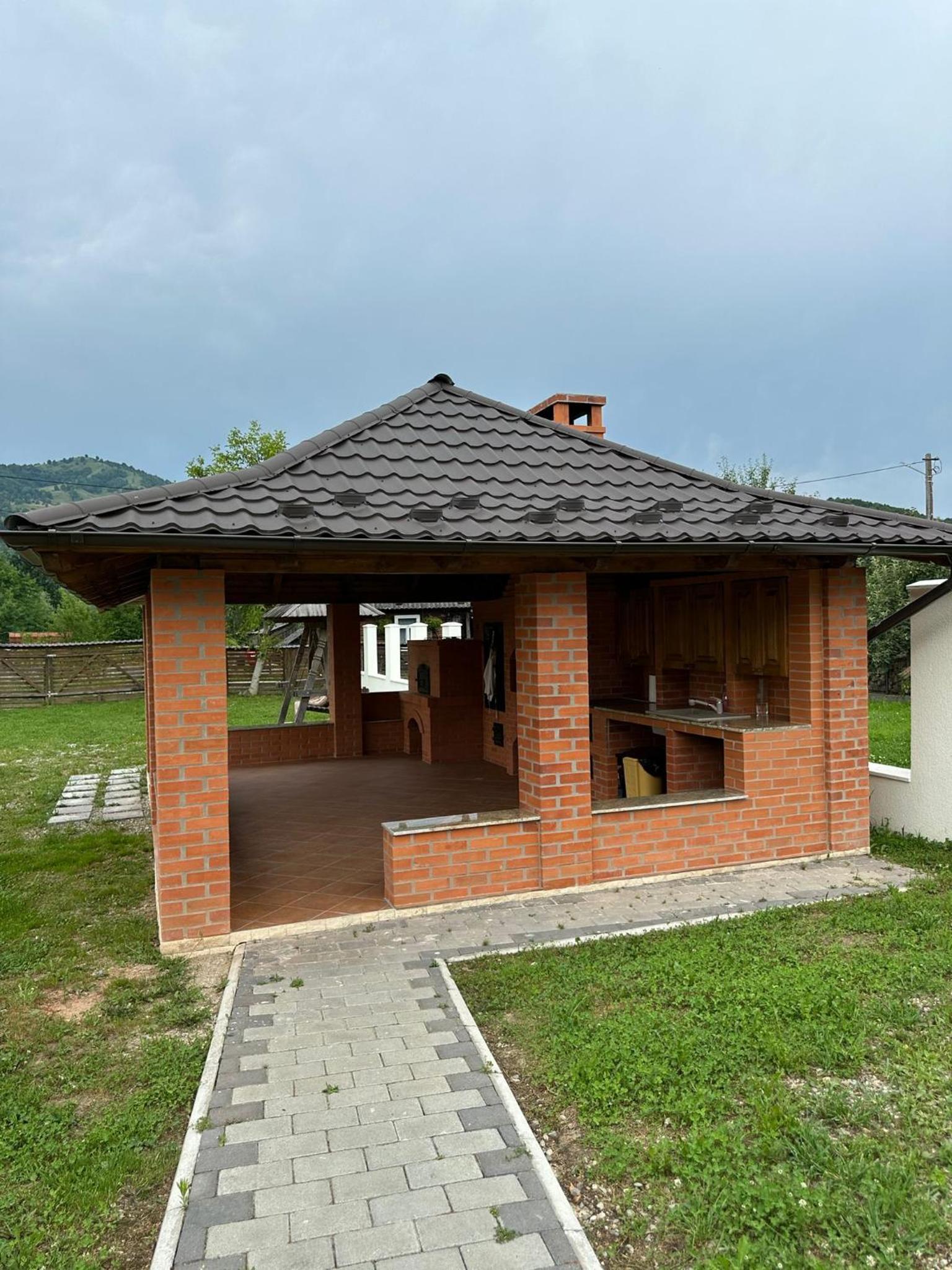 Photo 19