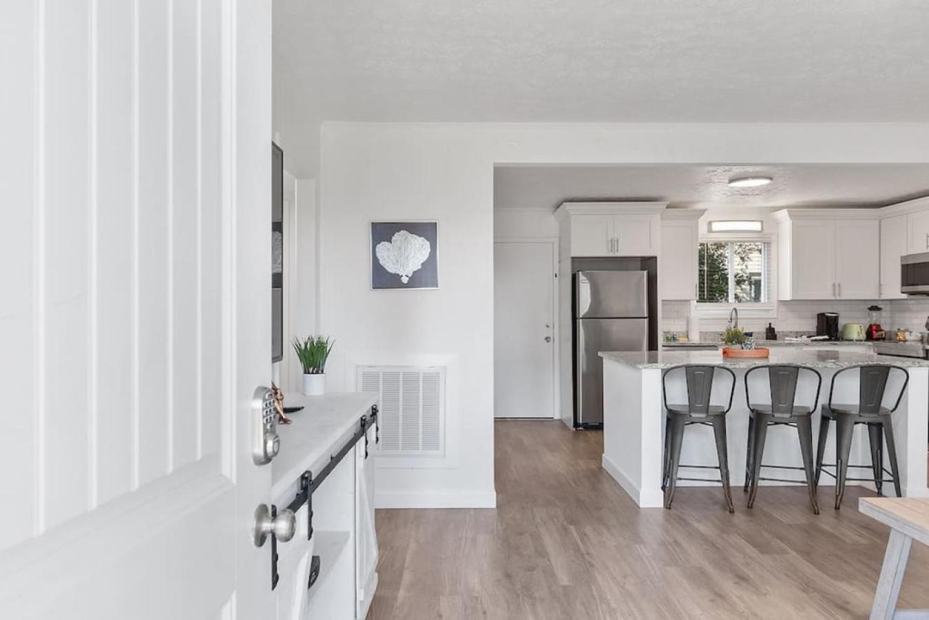 Azul Condos 4 2 Bedroom Near Ocean Kitchen view 4
