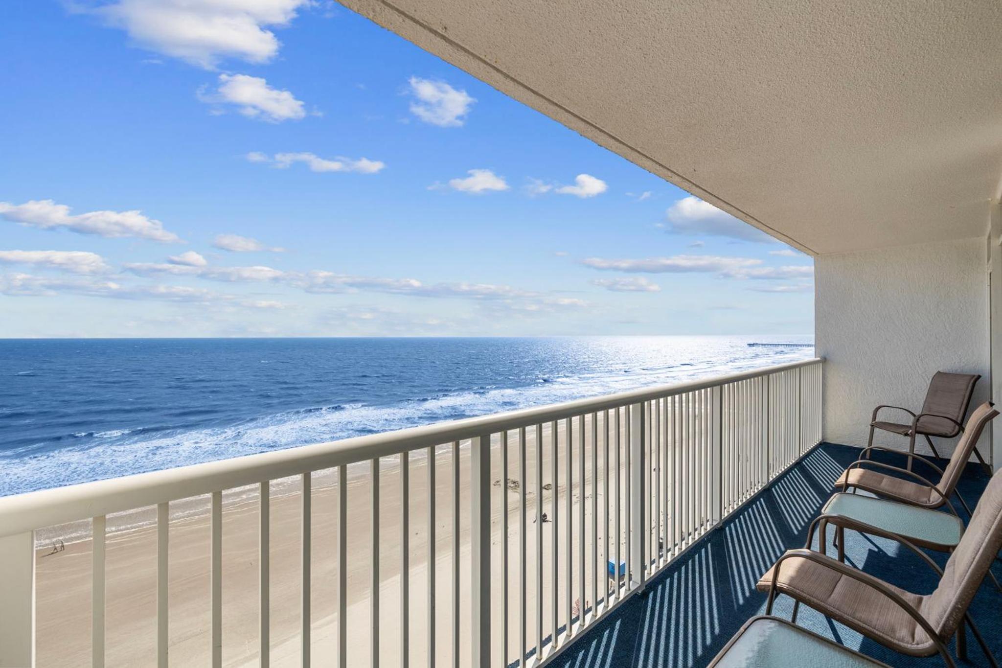 Seaglass Escape- Oceanfront Lazy River 5 Beds