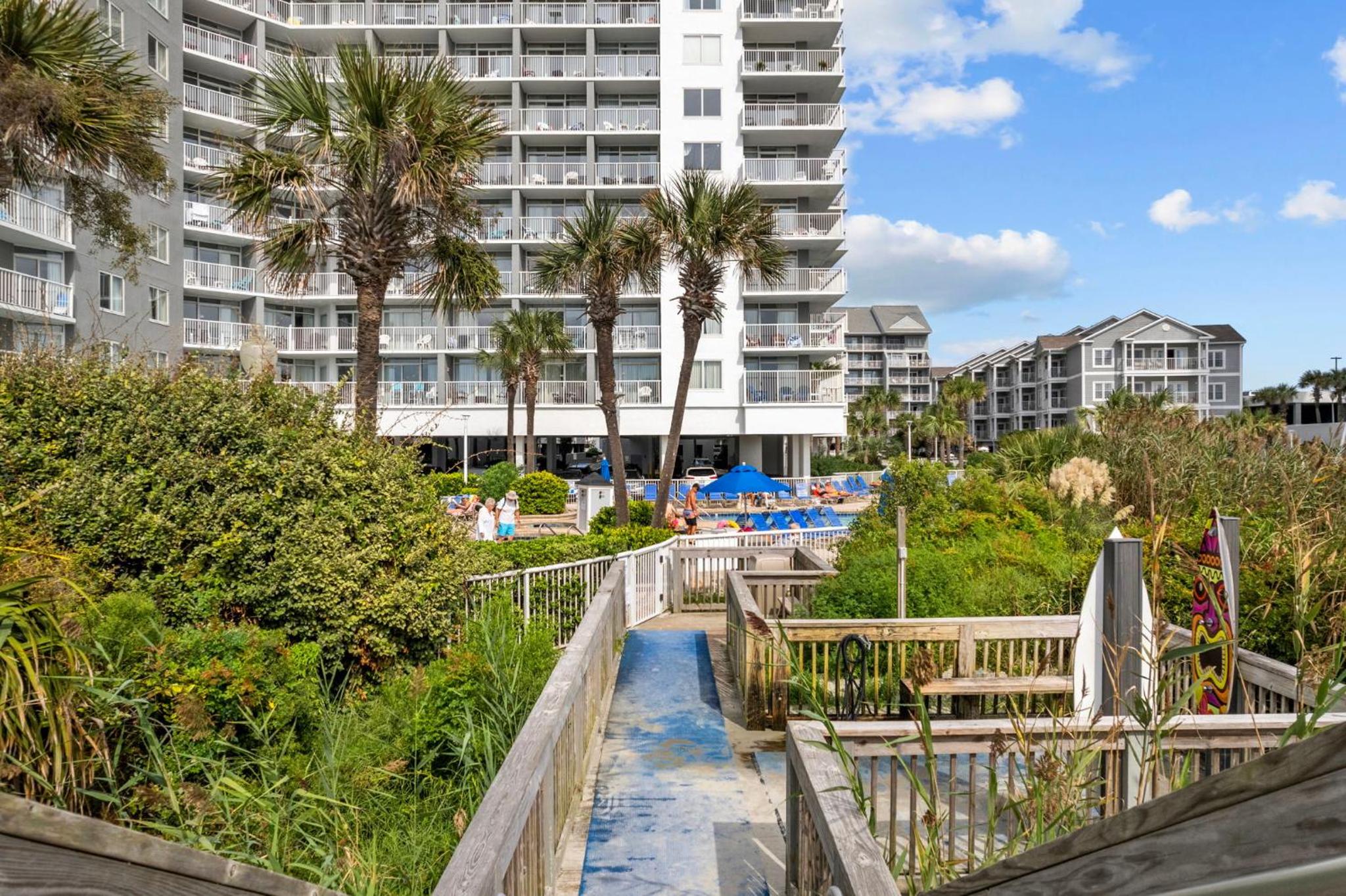 Seaglass Escape- Oceanfront Lazy River 5 Beds