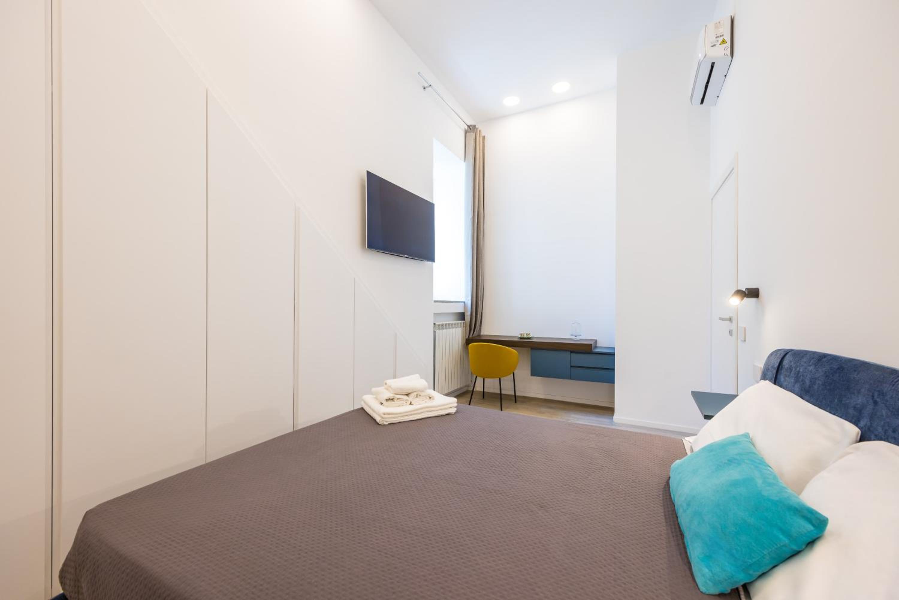 Bisicool boutique apartment by NapoliApartments