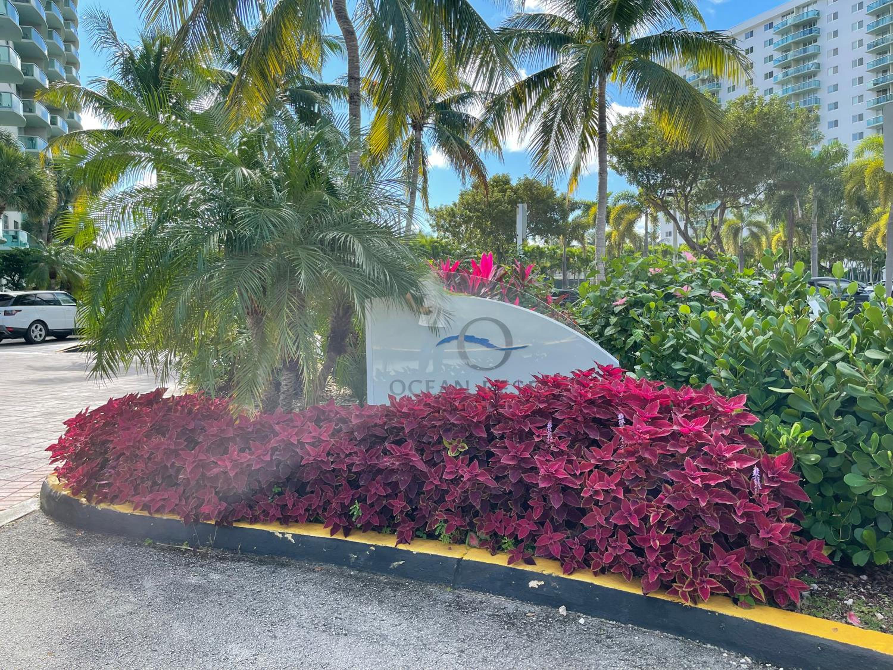 Miami Vacation Apartments view 3