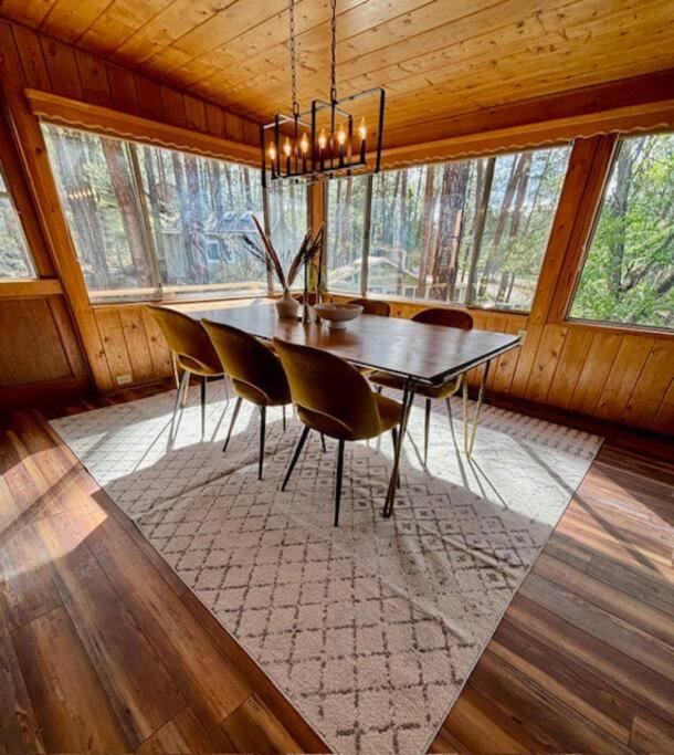 Dancing Pines Cabin view 3