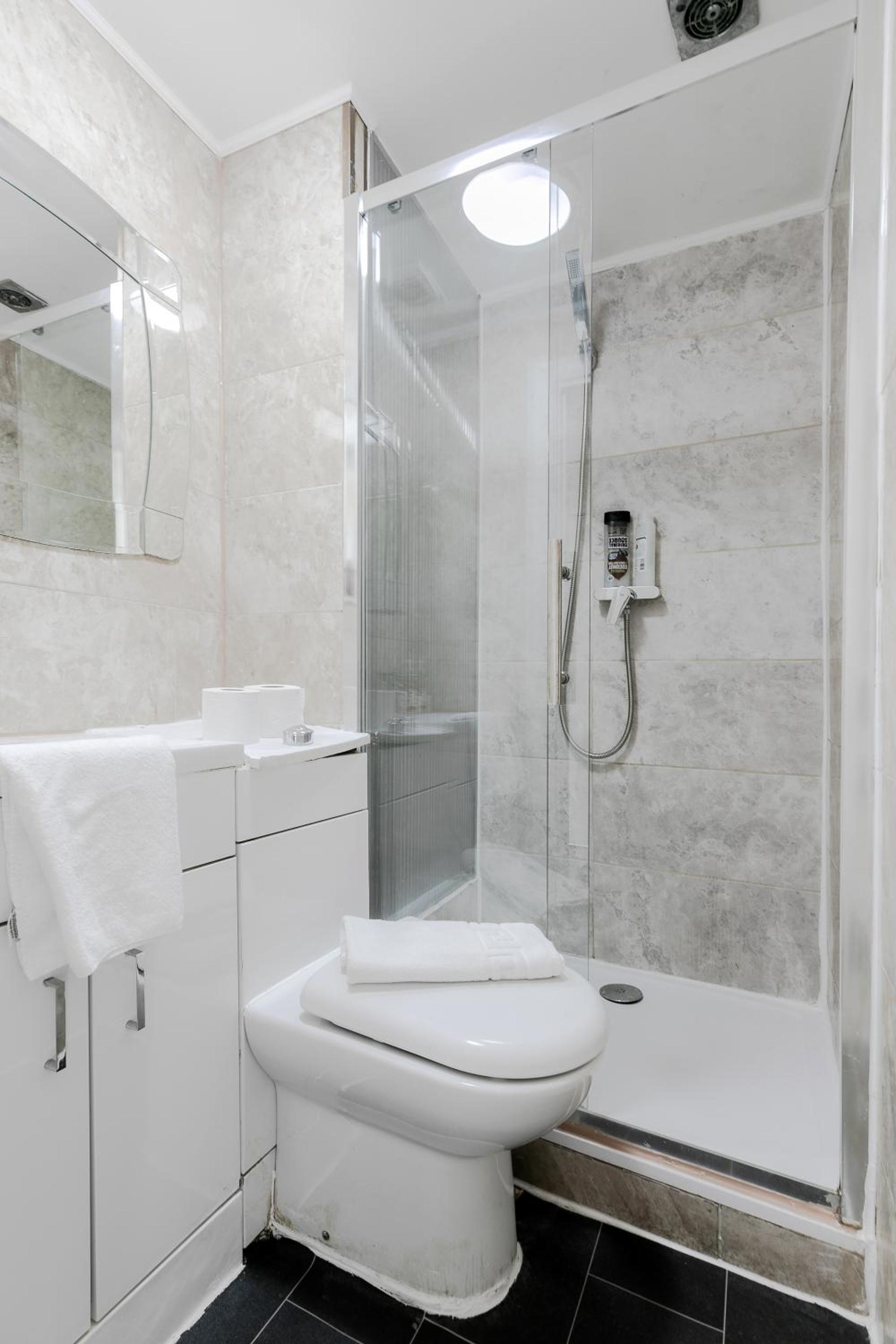 Elegant 3 bedrooms apartment near Hyde Park & Oxford St