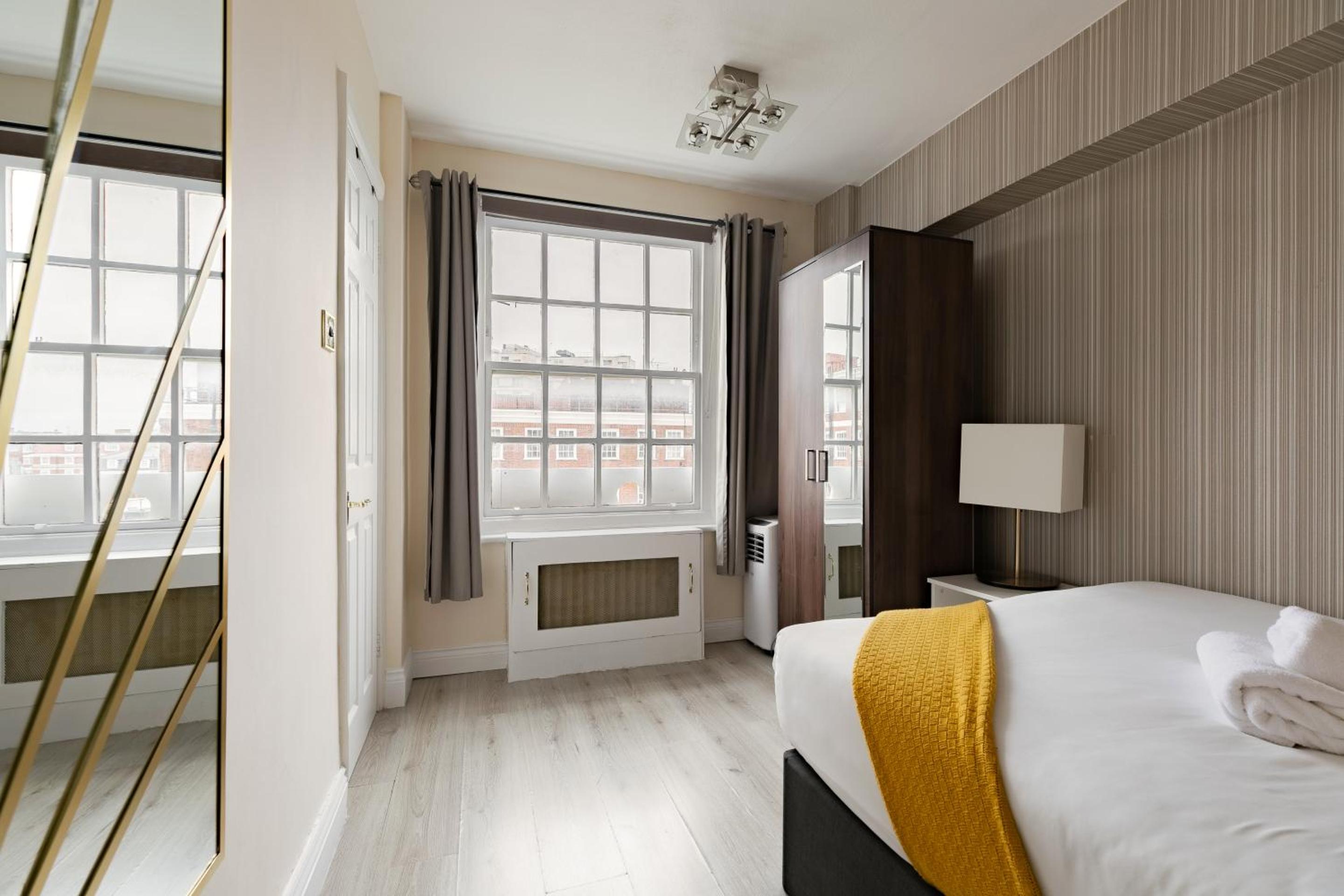 Elegant 3 bedrooms apartment near Hyde Park & Oxford St