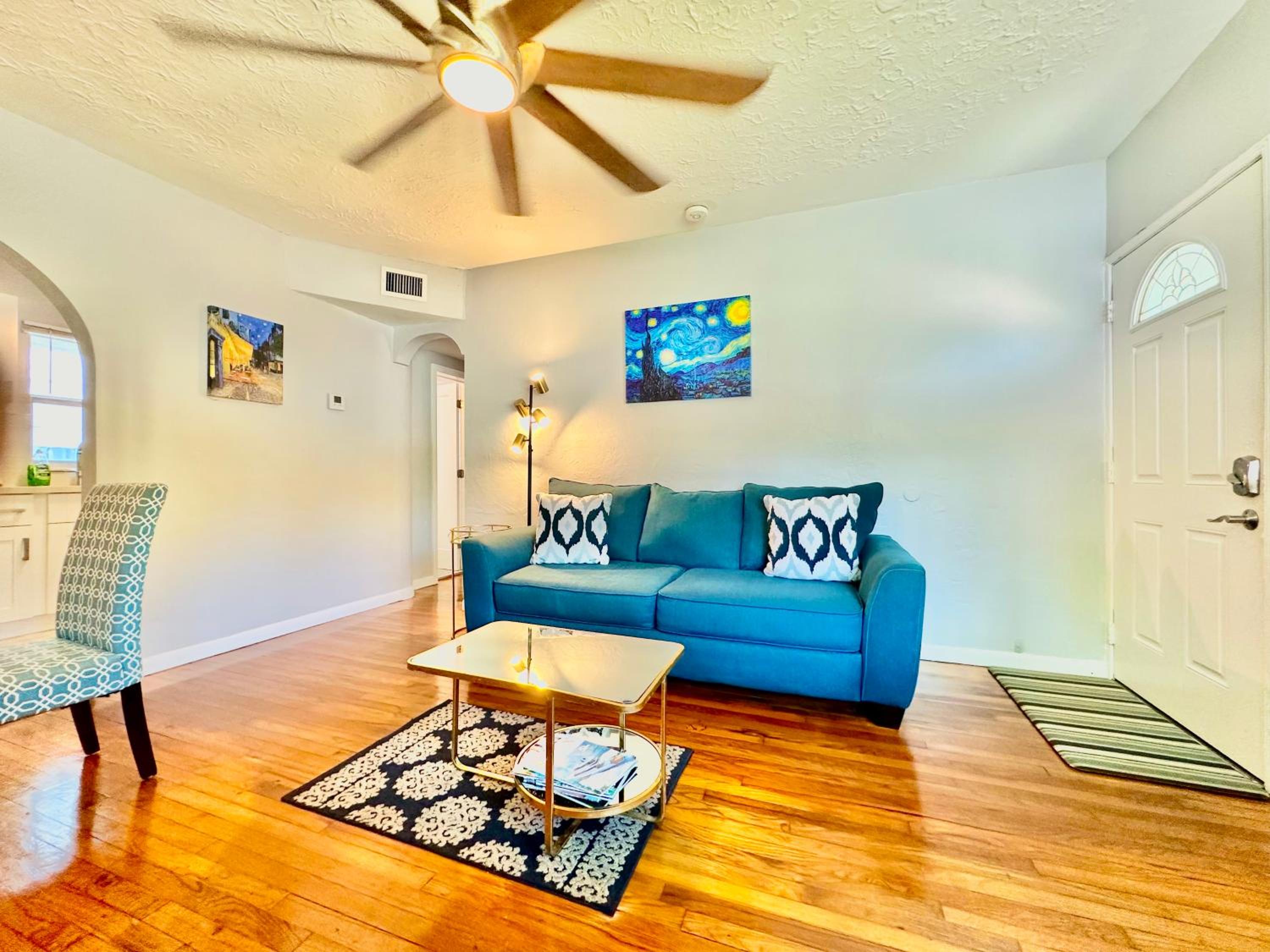 Las Olas 1BR Pool Free Parking Walk to Beach & Restaurants view 5