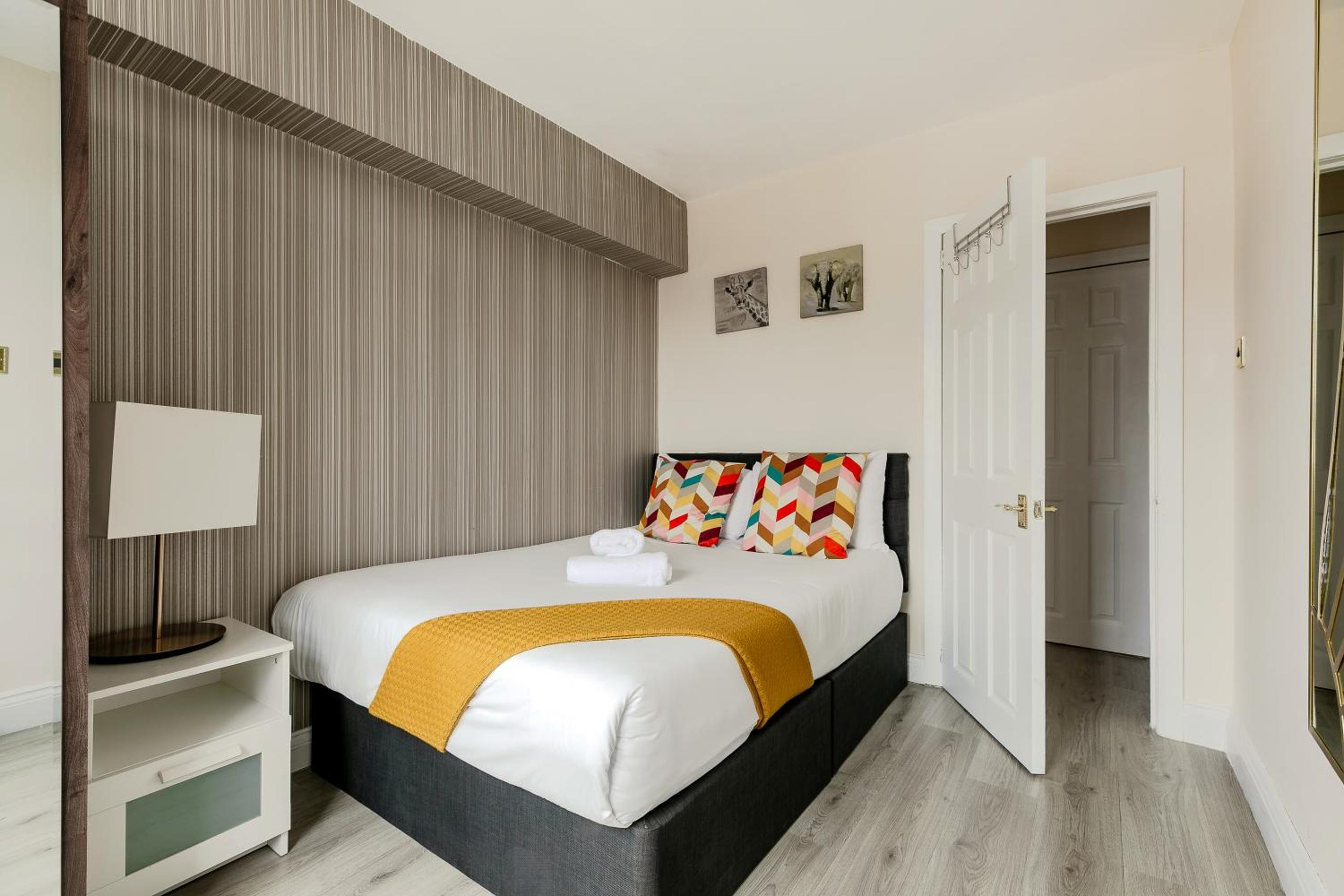 Elegant 3 bedrooms apartment near Hyde Park & Oxford St