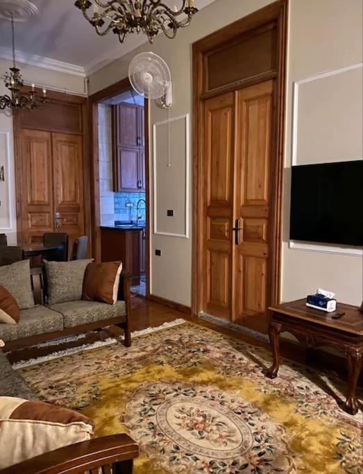 2BR apartment in Downtown, no electricity cut