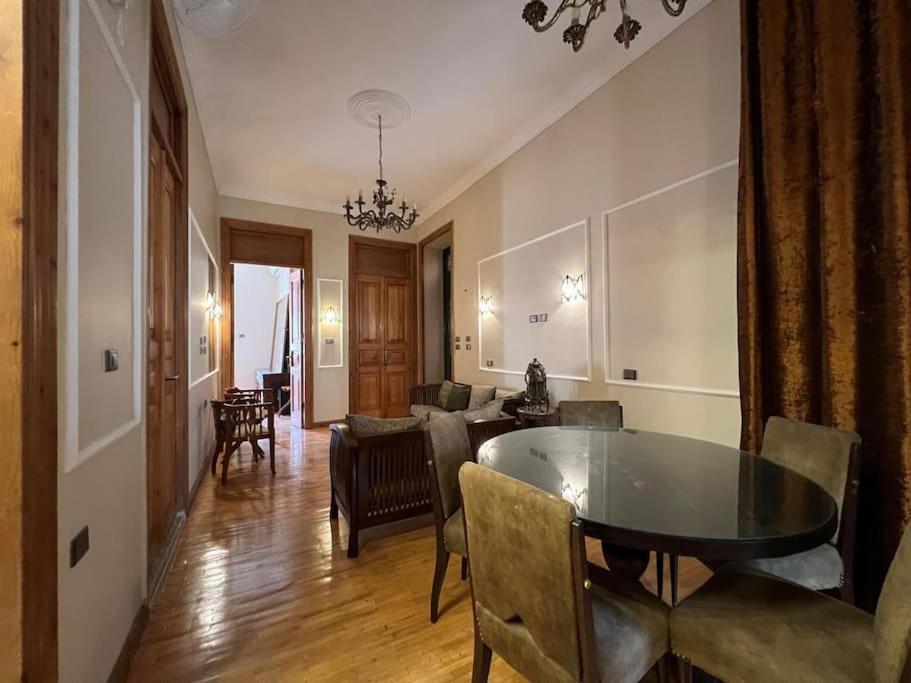 2BR apartment in Downtown, no electricity cut