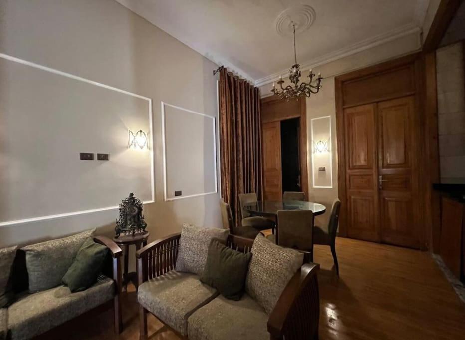 2BR apartment in Downtown, no electricity cut