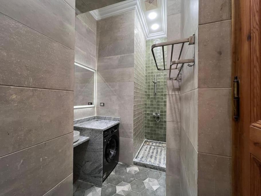 2BR apartment in Downtown, no electricity cut
