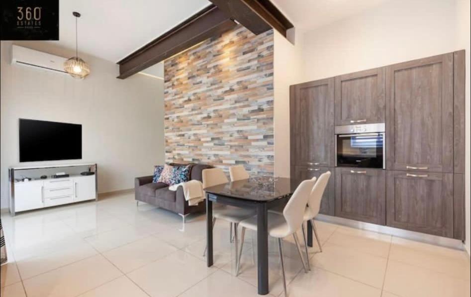 Stunning 2 Bedroom Apt in St Julians — St Julian's
